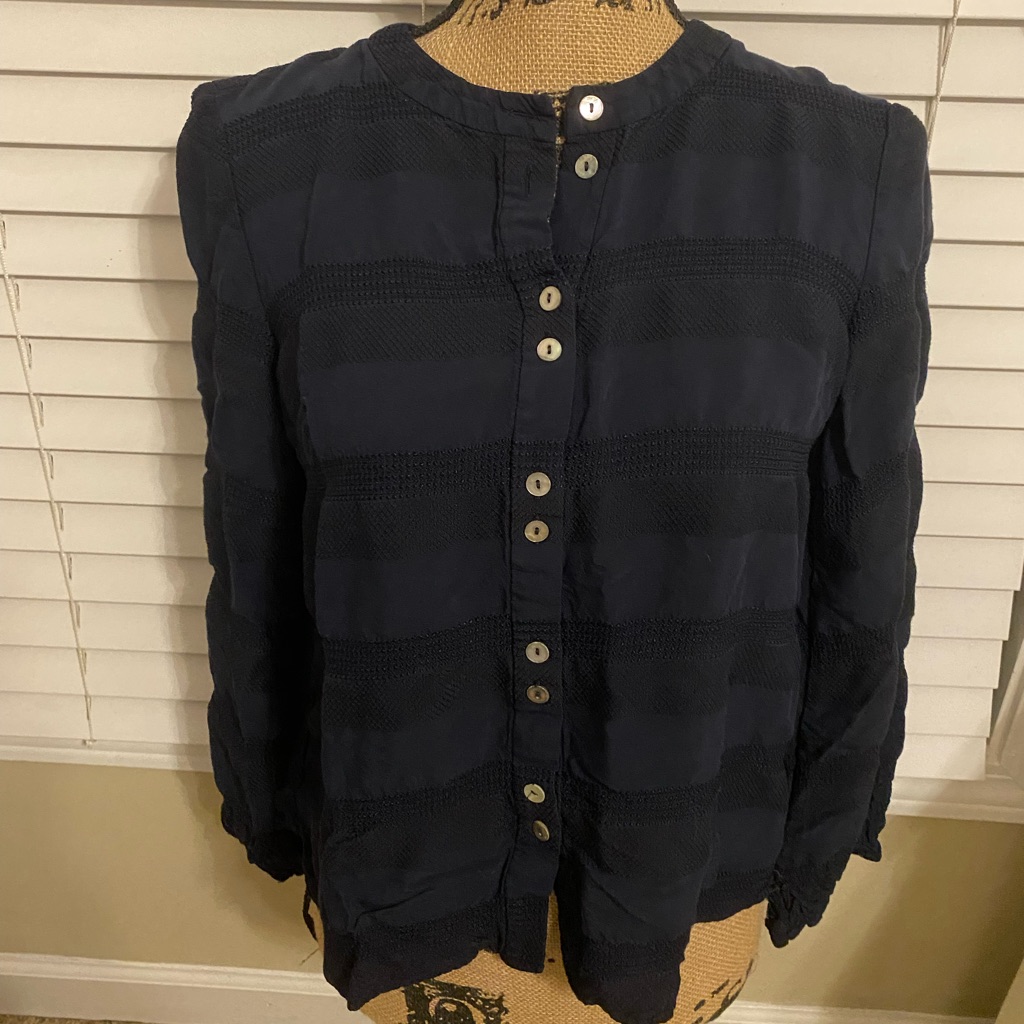 Becken Button Down